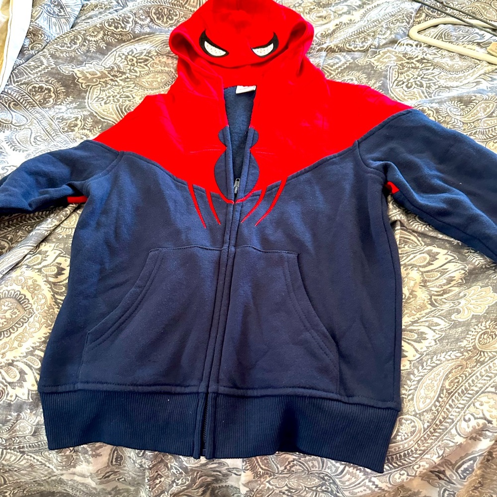 Spider-Man zippered hoodie  red and dark blue boys size 7